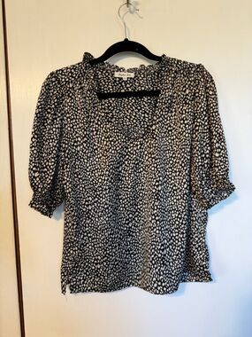 Another Love Black and White Speckled V-Neck Blouse